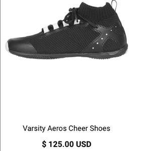 Varsity Aeros - Black women’s 9